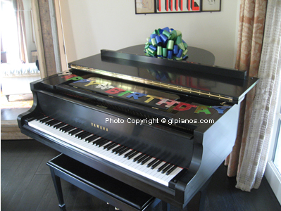 Yamaha G2 Parlor Grand