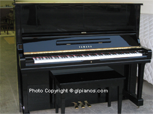 Yamaha U3