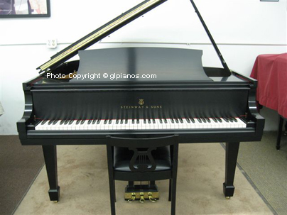 Steinway M Parlor Grand 1944