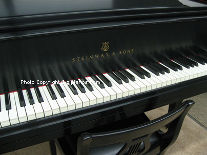 Steinway M Parlor Grand 1944